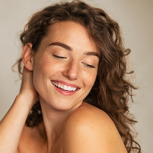 Cheveux secs ou déshydratés : comment savoir ?