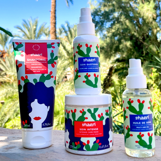 Routine cheveux bouclés en été : le guide complet pour protéger, hydrater et sublimer ses boucles